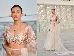 (Gauhar Khan ) 