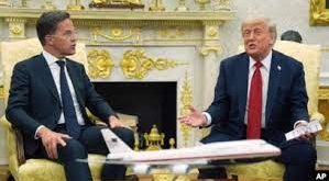  (Trump    )   