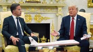  (Trump    )   