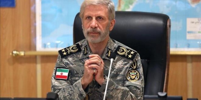 (Commander ) 