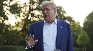 ( Trump) 