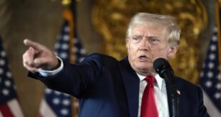  (Trump ) 